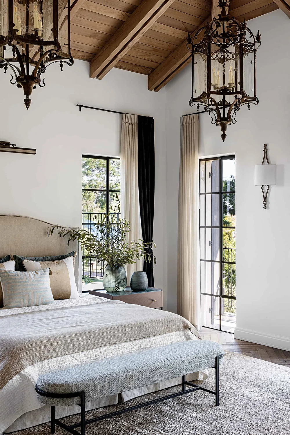 Beautiful Update of a Vintage Farmhouse in Israel - Gallery image 18