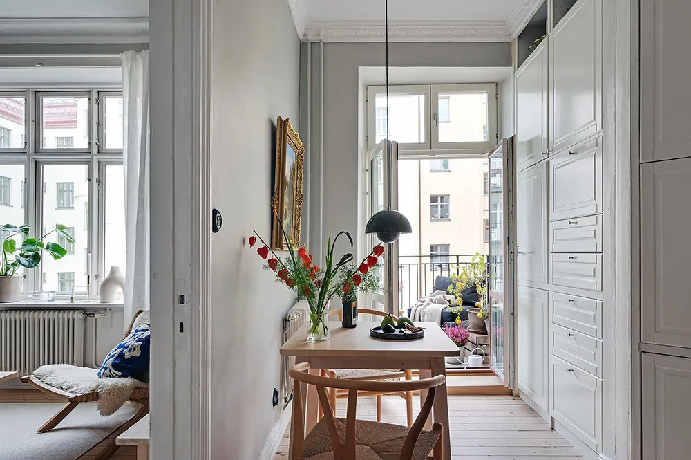 Bright Scandinavian Interior with Pleasant Bright Decor (39 sq. m) - Gallery image 6