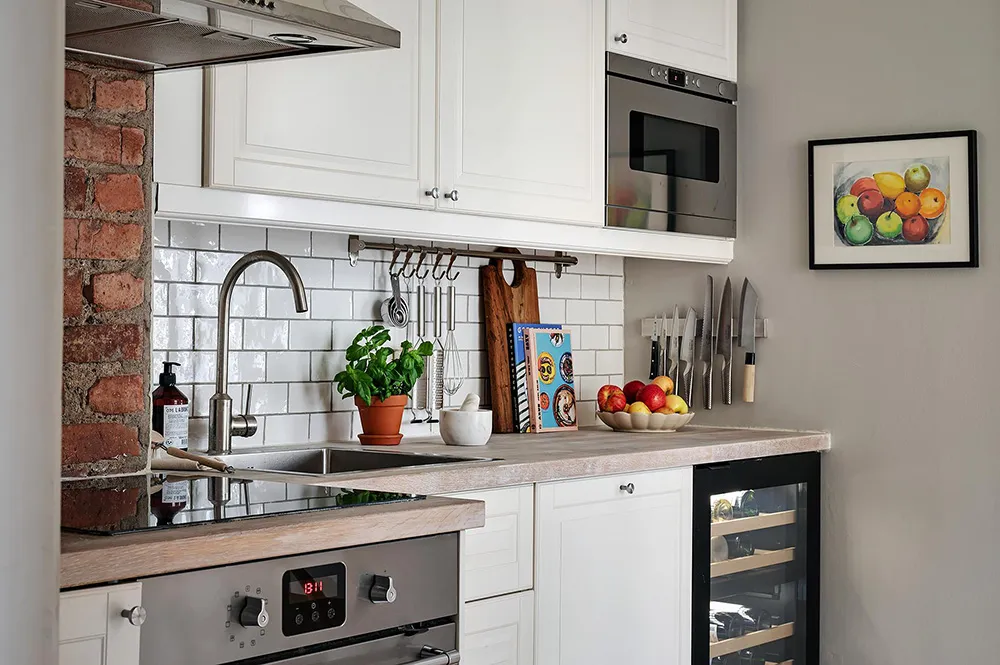 Bright Scandinavian Interior with Pleasant Bright Decor (39 sq. m) - Gallery image 11