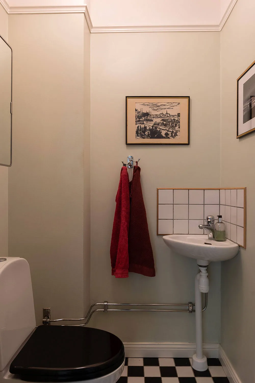 Élégance et simplicité dans le design d'un appartement moderne à Stockholm - Gallery image 26