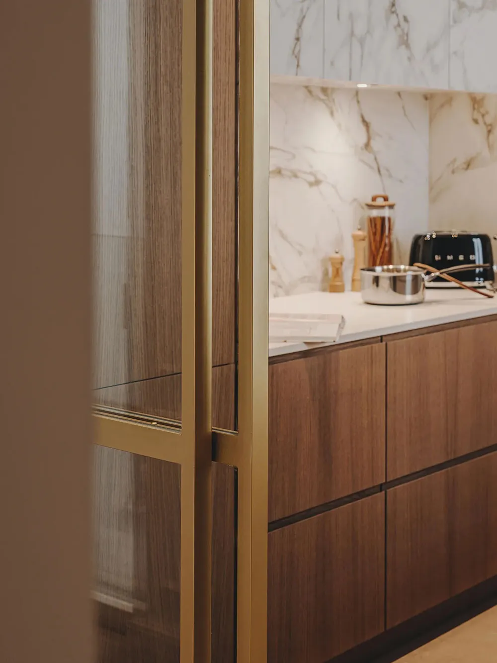 Tonos suaves y decoración moderna en una elegante apartamento en Valencia - Gallery image 7