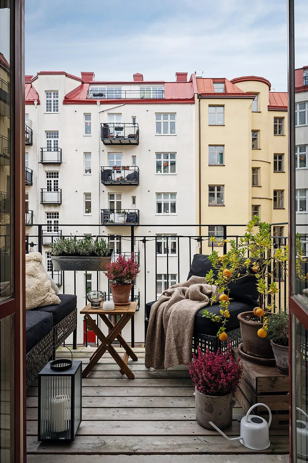 Bright Scandinavian Interior with Pleasant Bright Decor (39 sq. m) - Gallery image 8