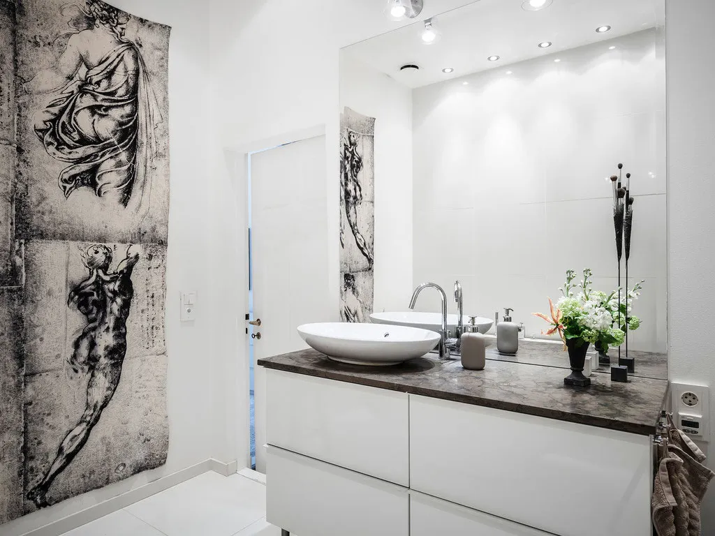 Простор и элегантность: большая и светлая квартира в Швеции - Gallery image 31