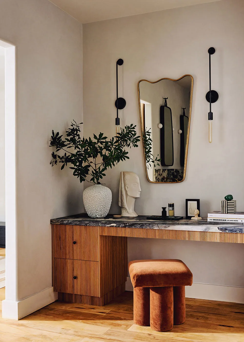 Moderner stylish Design einer historischen spanischen Villa in Kalifornien - Gallery image 9