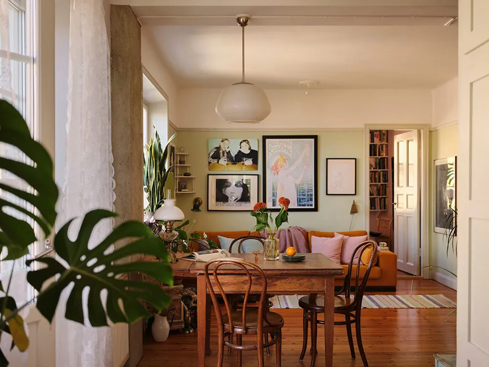 Summer Paints and Bold Posters: Light Eclecticism in Stockholm (52 sq. m) - Gallery image 2