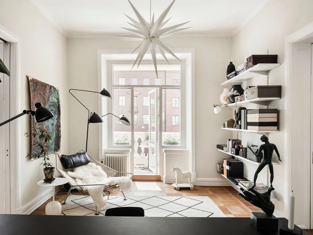 Простор и элегантность: большая и светлая квартира в Швеции - Gallery image 16