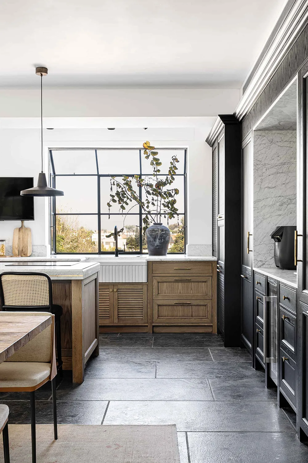 Beautiful Update of a Vintage Farmhouse in Israel - Gallery image 10