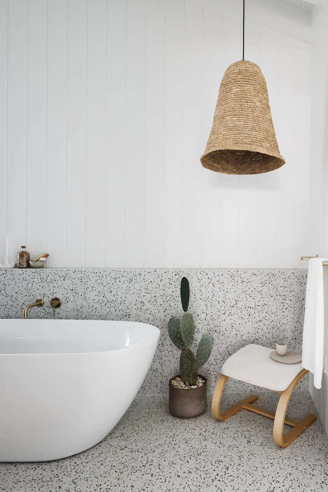 Stylowy i ciepły nowoczesny domek z drewna i kamienia w Australii - Gallery image 18