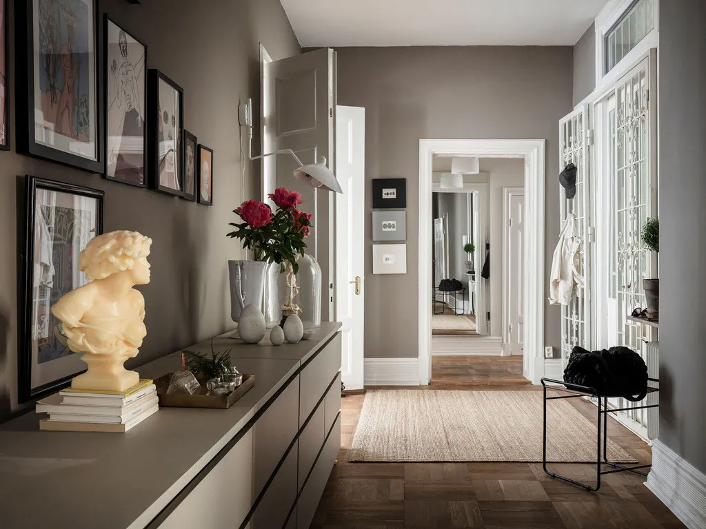 Простор и элегантность: большая и светлая квартира в Швеции - Gallery image 33