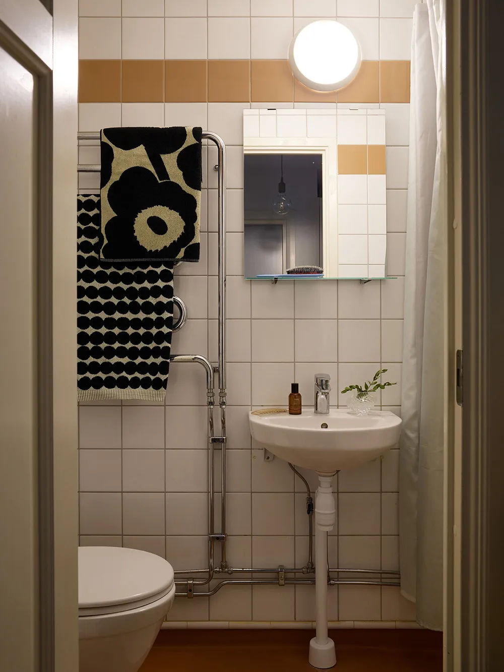 Квартира студента в Швеции с желтыми стенами (36 кв. м) - Gallery image 19