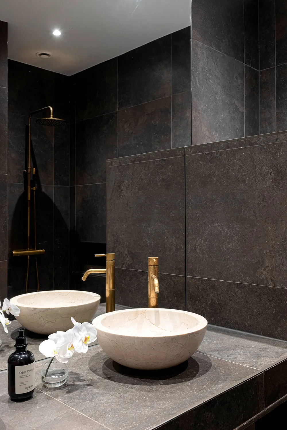 Élegance scandinave moderne : appartement à Stockholm - Gallery image 29