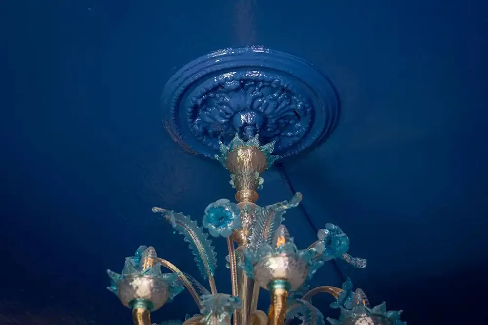 Інтер'єр не для всіх: синя квартира з червоними дверима в Стокгольмі (67 кв. м) - Gallery image 7