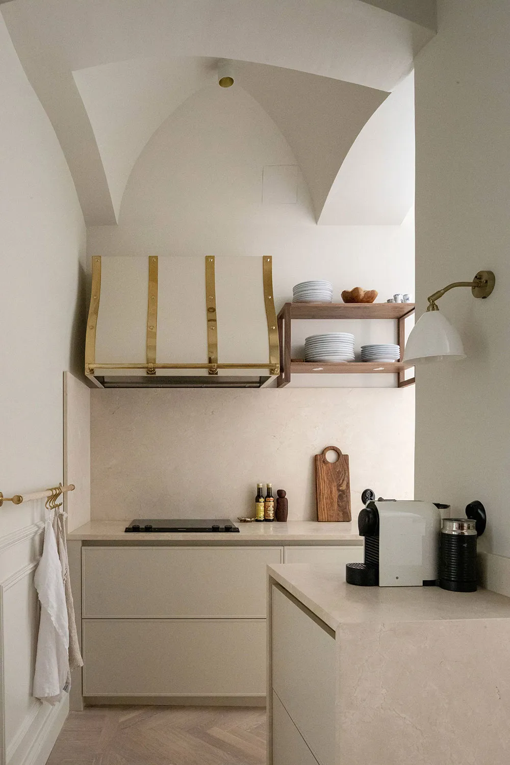 Unusual Apartment with Platform in Stockholm (85 sqm) - Gallery image 11