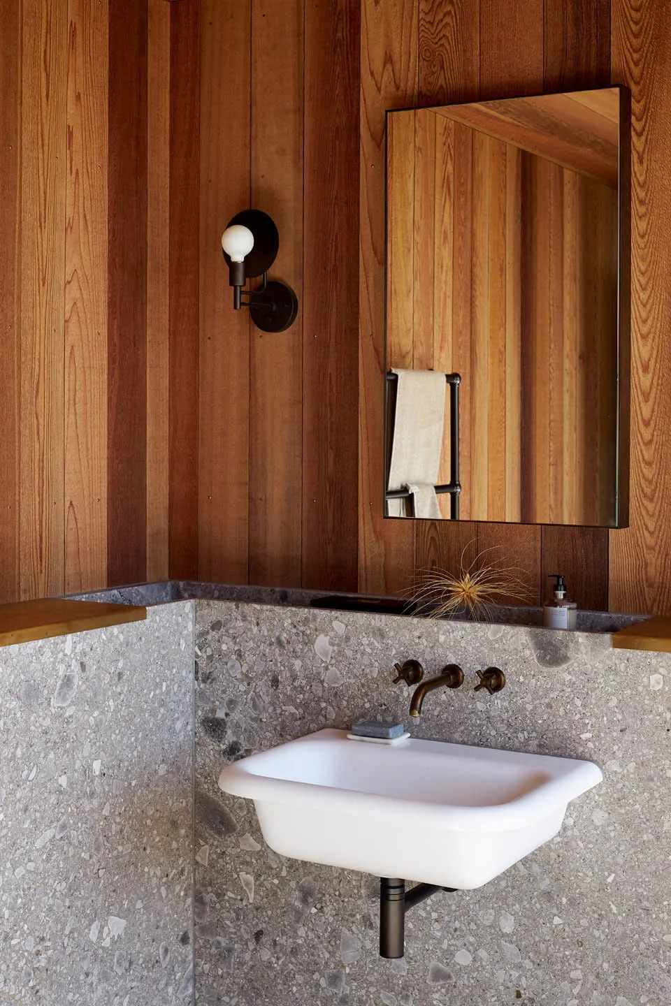 Maison en bois moderne dans les dunes de Nouvelle-Zélande - Gallery image 10