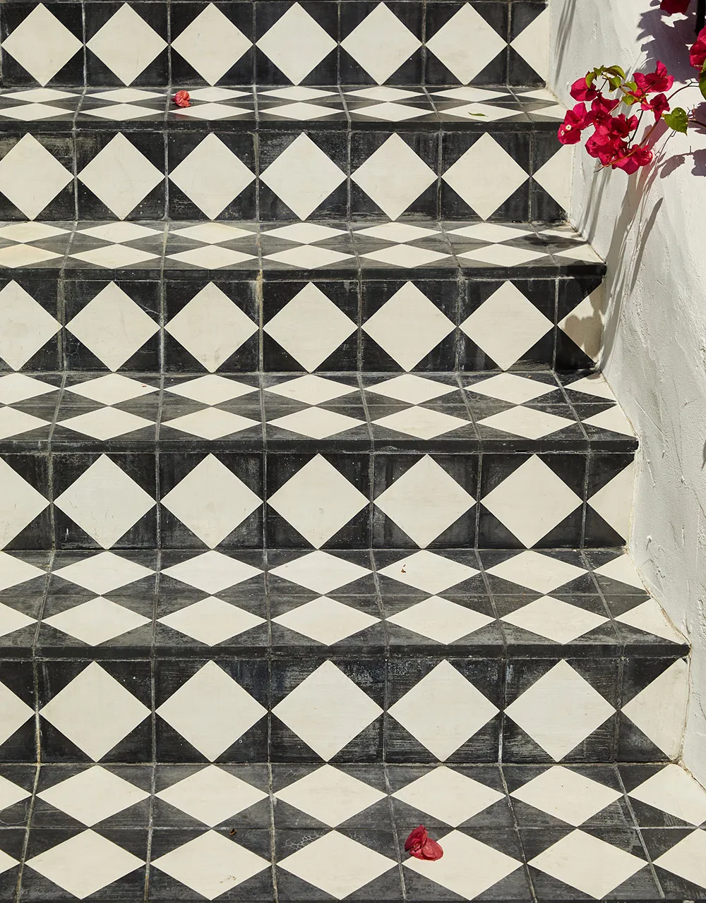 Piękna hiszpańska willa amerykańskiego projektanta w Kalifornii - Gallery image 2