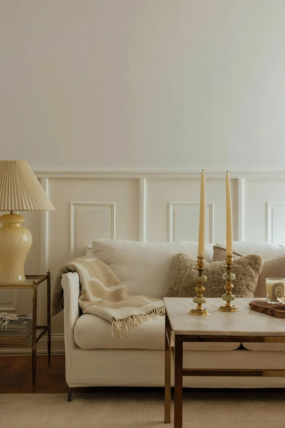 Peaceful and cozy interior of Elle magazine editor in Stockholm - Gallery image 5