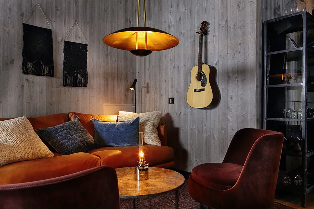 Einzigartiges Hotel Niehku Mountain Villa jenseits des Polarkreises in Lappland - Gallery image 11