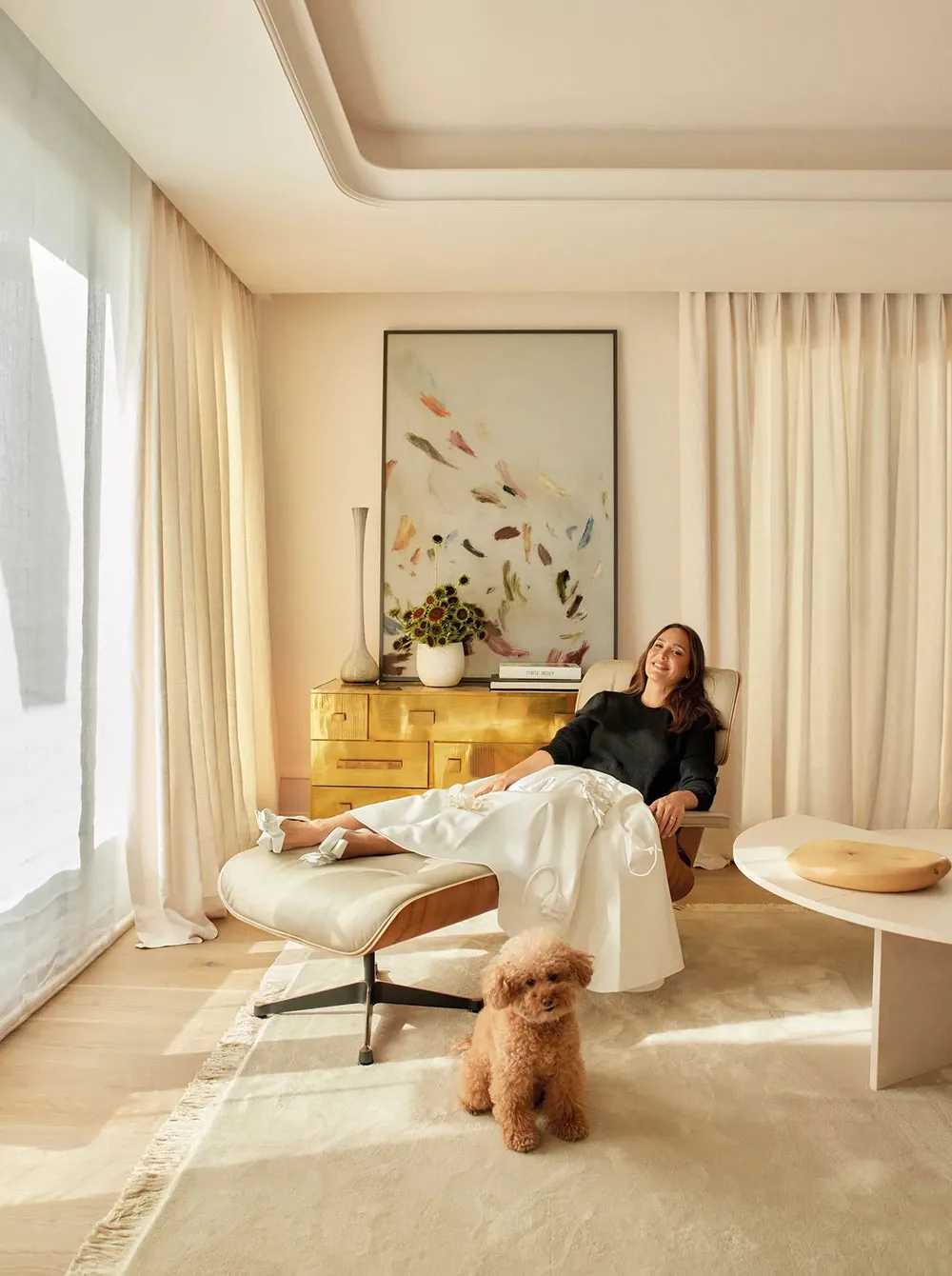 Warmes und eklectisches Interieur eines Hauses berühmter Fernsehmoderatorin in Madrid - 2