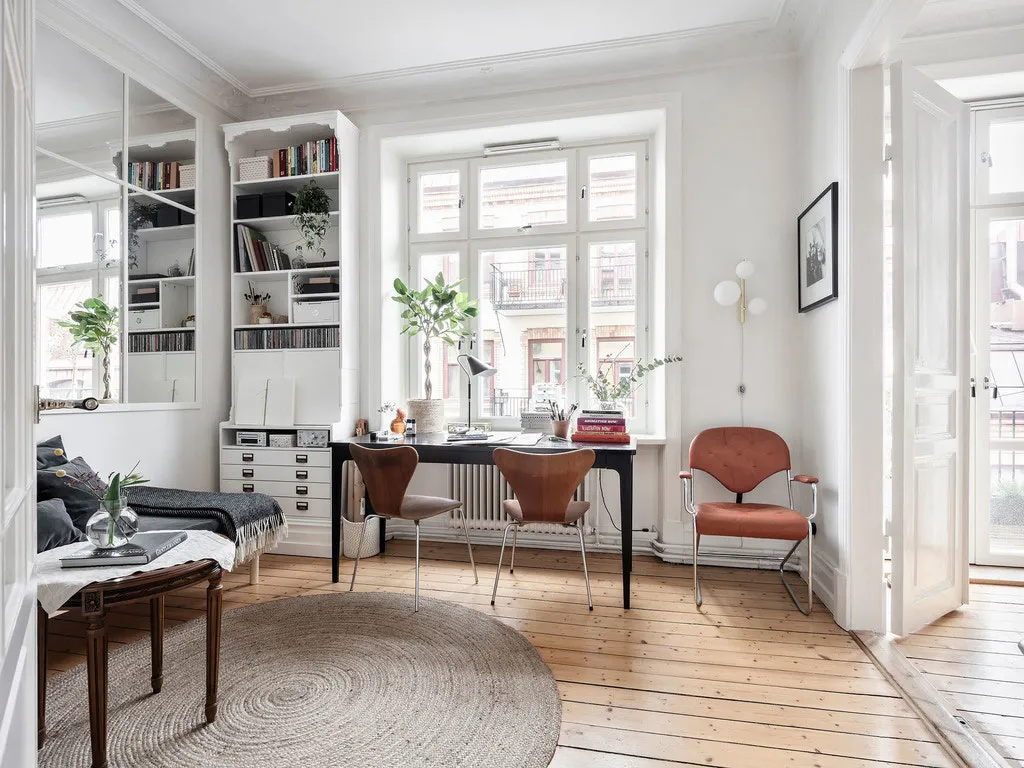 Charming Country Kitchen and Artist Studio: Beautiful Apartment in Gothenburg (82 sqm) - Gallery image 23