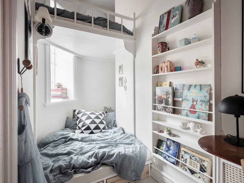 Charming Country Kitchen and Artist Studio: Beautiful Apartment in Gothenburg (82 sqm) - Gallery image 12