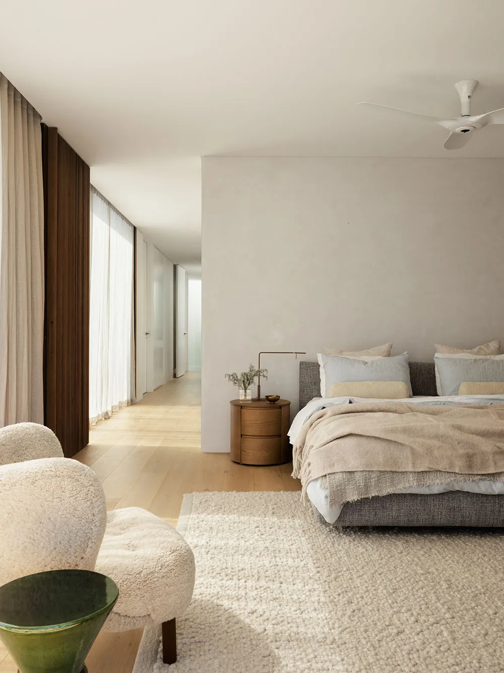 Conception moderne chaleureuse et élégante, baignant dans les rayons du soleil - Gallery image 10