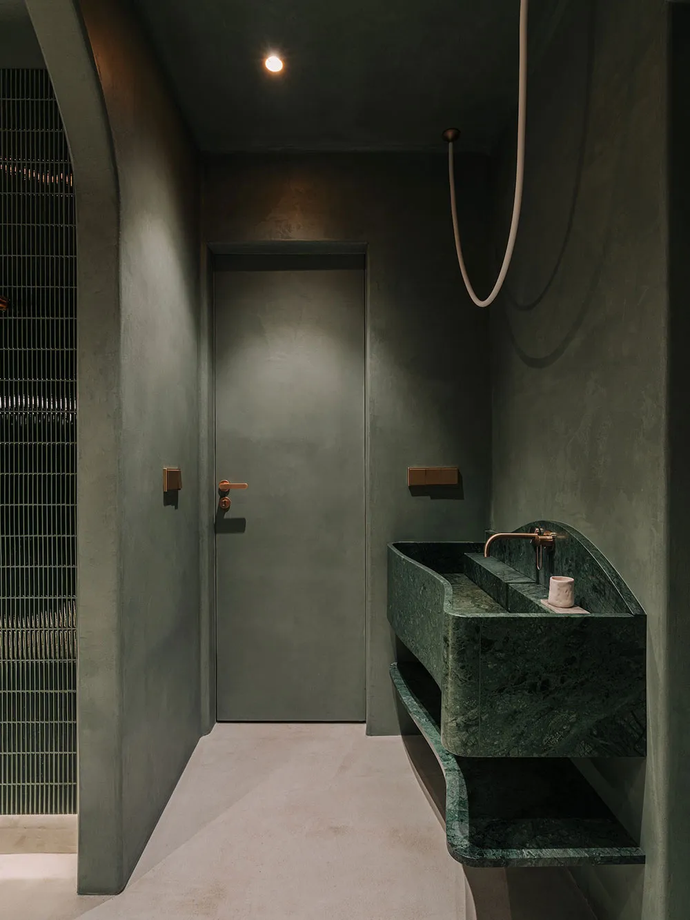 Stylowy dom w lesie w Polsce - Gallery image 9