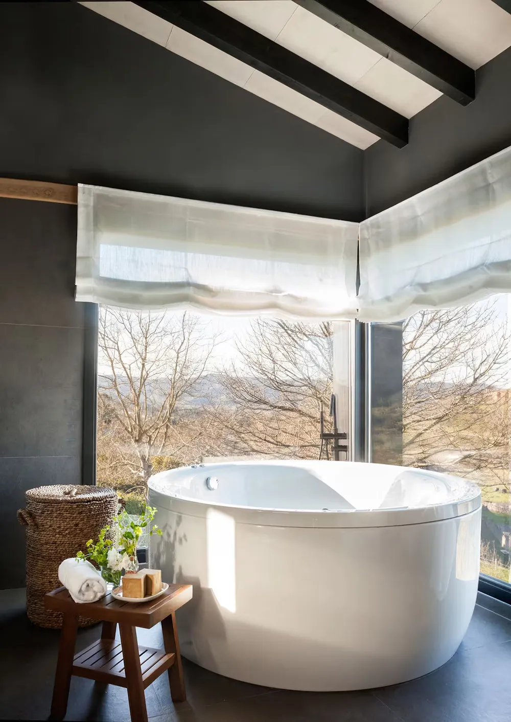 Beautiful Mountain Cottage in Northern Spain with Panoramic Windows (80 sqm) - Gallery image 12