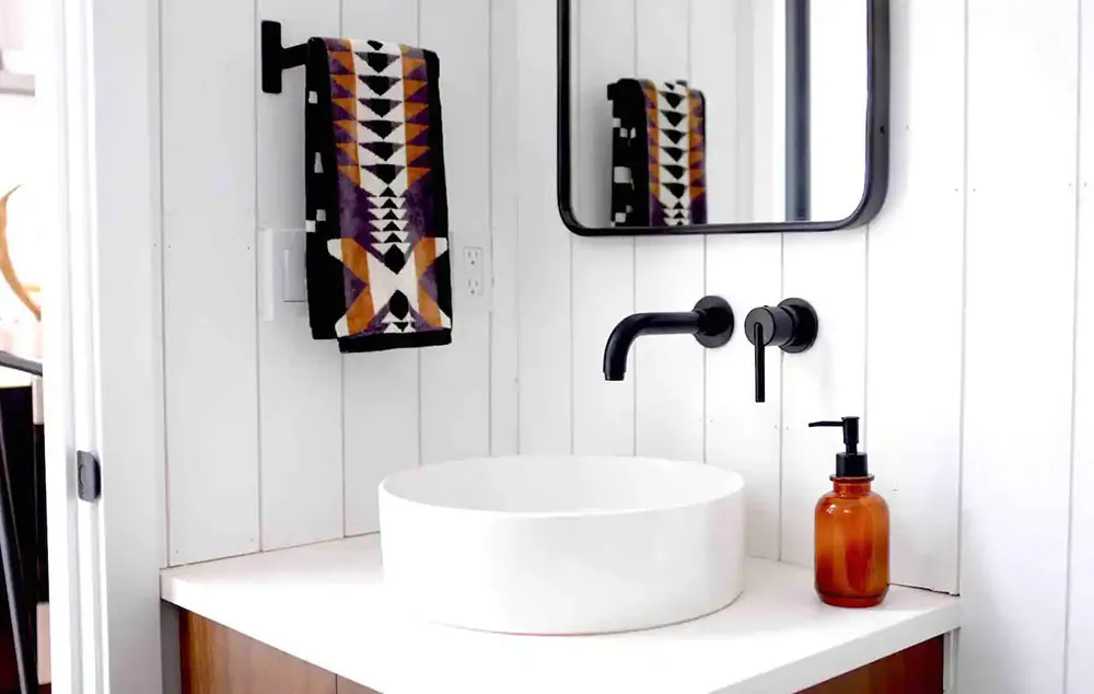 Como del infancia: pequeño pero funcional cobertizo en el árbol (46 m²) - Gallery image 13