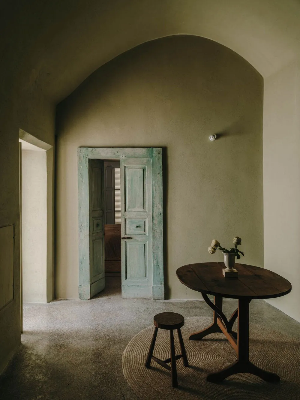 Kiedy nowoczesny design niezauważalnie wplata się w historyczny dom - Gallery image 17