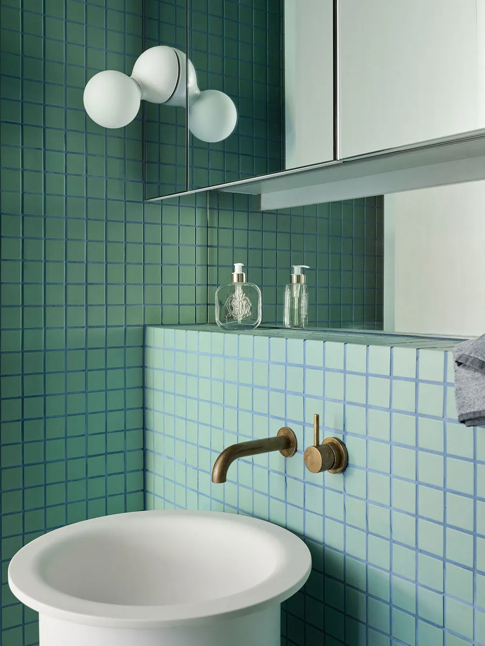 Diseño original y concepto abierto: una casa de playa brillante en Sídney - Gallery image 11