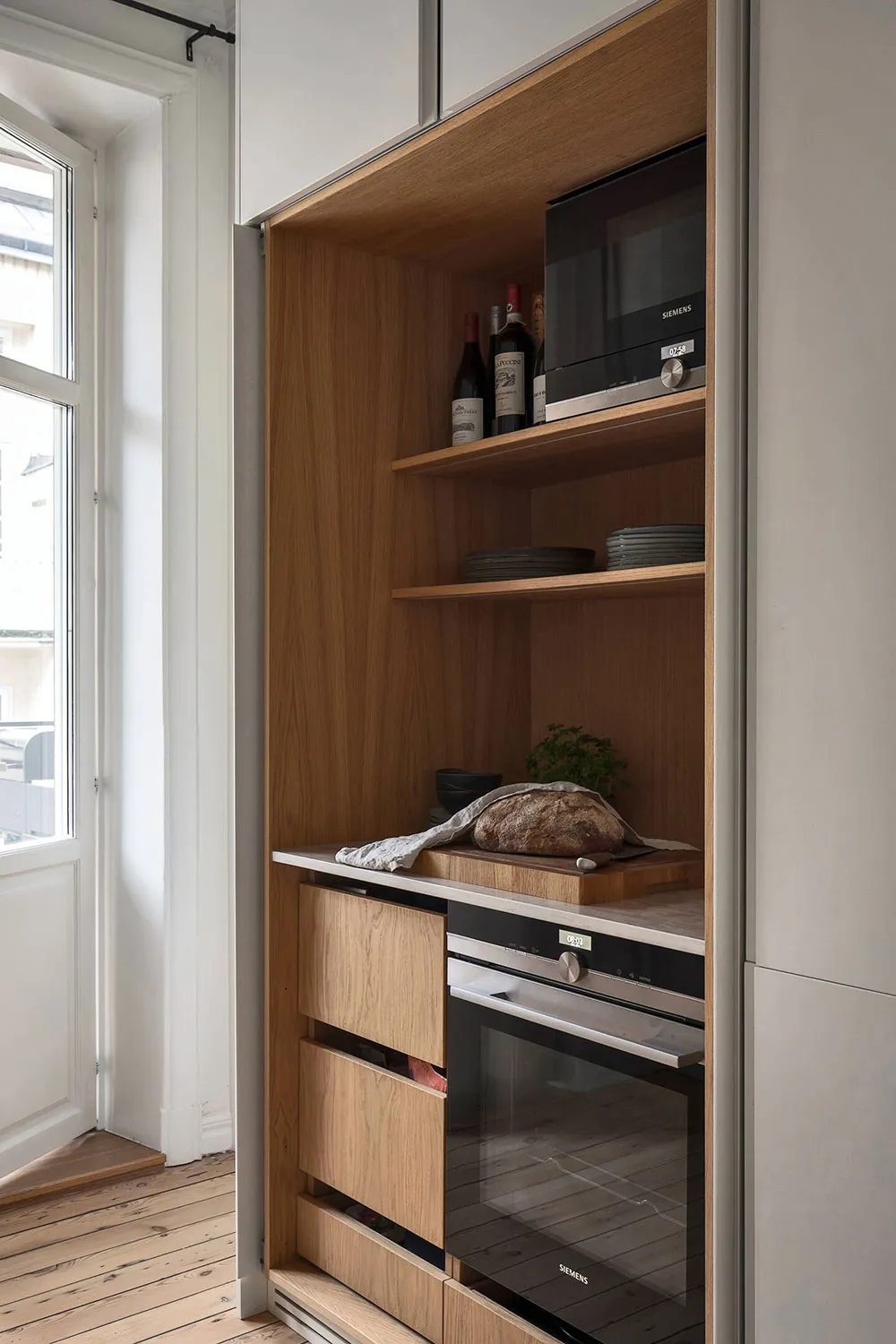 फैशनेबल फर्नीचर एवं सुंदर, तटस्थ रंग: स्टोकहोम में एक अपार्टमेंट (78 वर्ग मीटर) - Gallery image 16