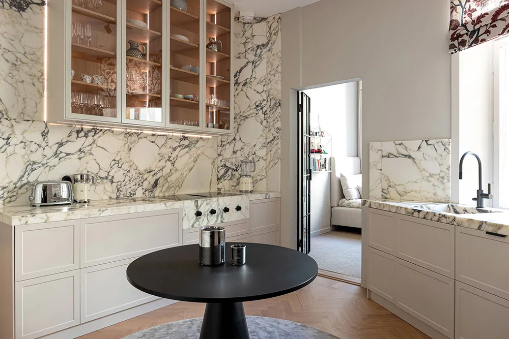 Élegance scandinave moderne : appartement à Stockholm - Gallery image 11