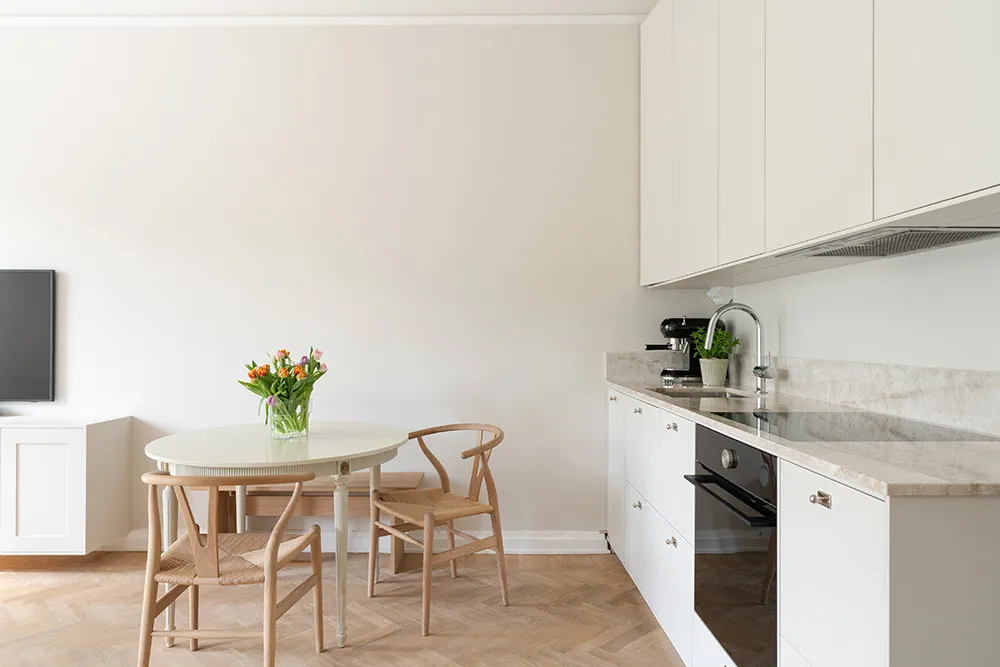 Bright and Elegant Scandinavian Interior in Stockholm (55 sqm) - Gallery image 9