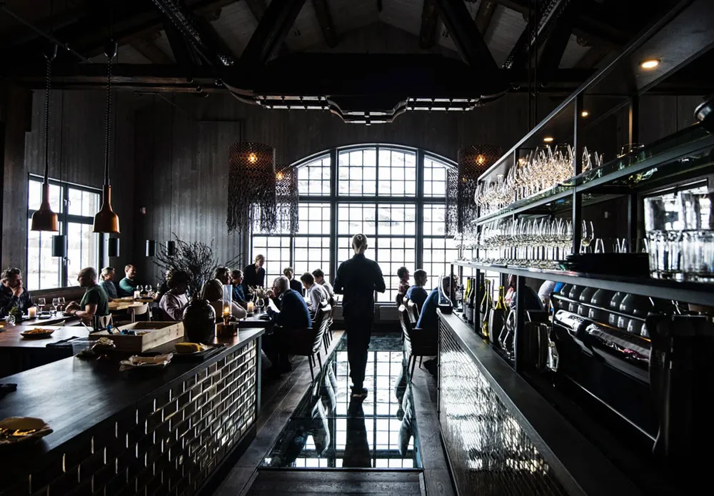 Einzigartiges Hotel Niehku Mountain Villa jenseits des Polarkreises in Lappland - Gallery image 7