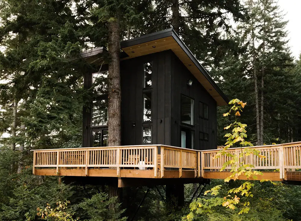 Como del infancia: pequeño pero funcional cobertizo en el árbol (46 m²) - Gallery image 2