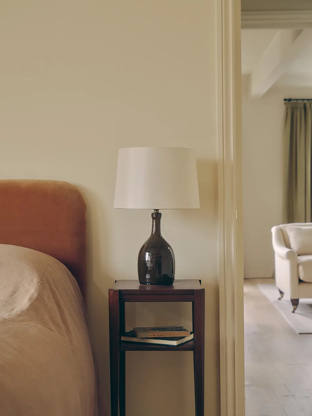 Elegant and Very Cozy Interior of a House in London - Gallery image 16