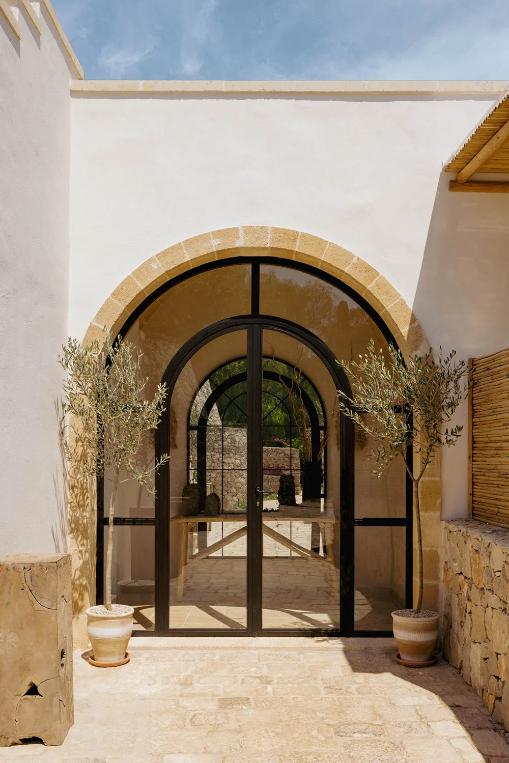 Beautiful Summer Villa with Pool and Garden in Apulia - Gallery image 11