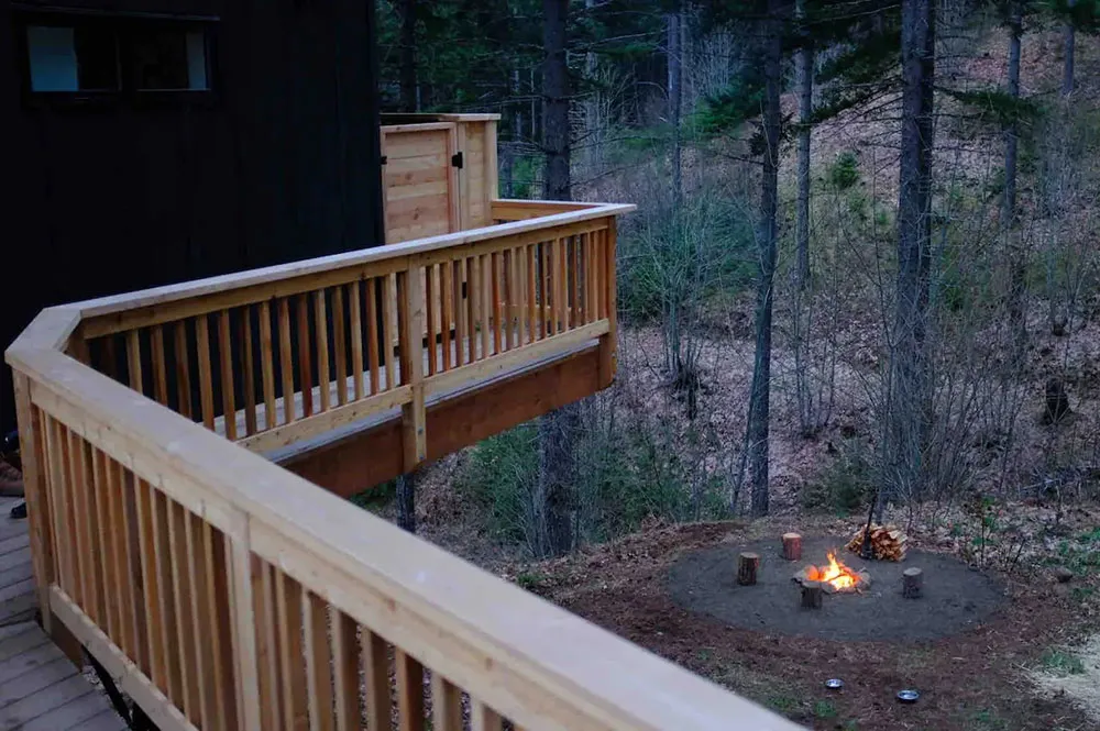 Como del infancia: pequeño pero funcional cobertizo en el árbol (46 m²) - Gallery image 14