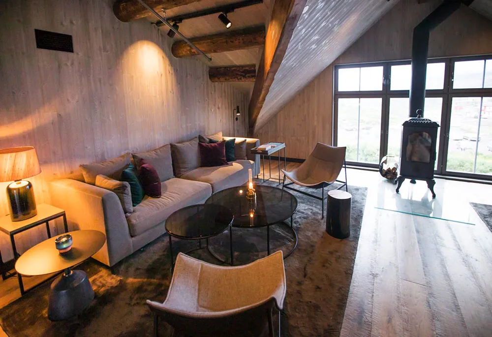 Einzigartiges Hotel Niehku Mountain Villa jenseits des Polarkreises in Lappland - Gallery image 15