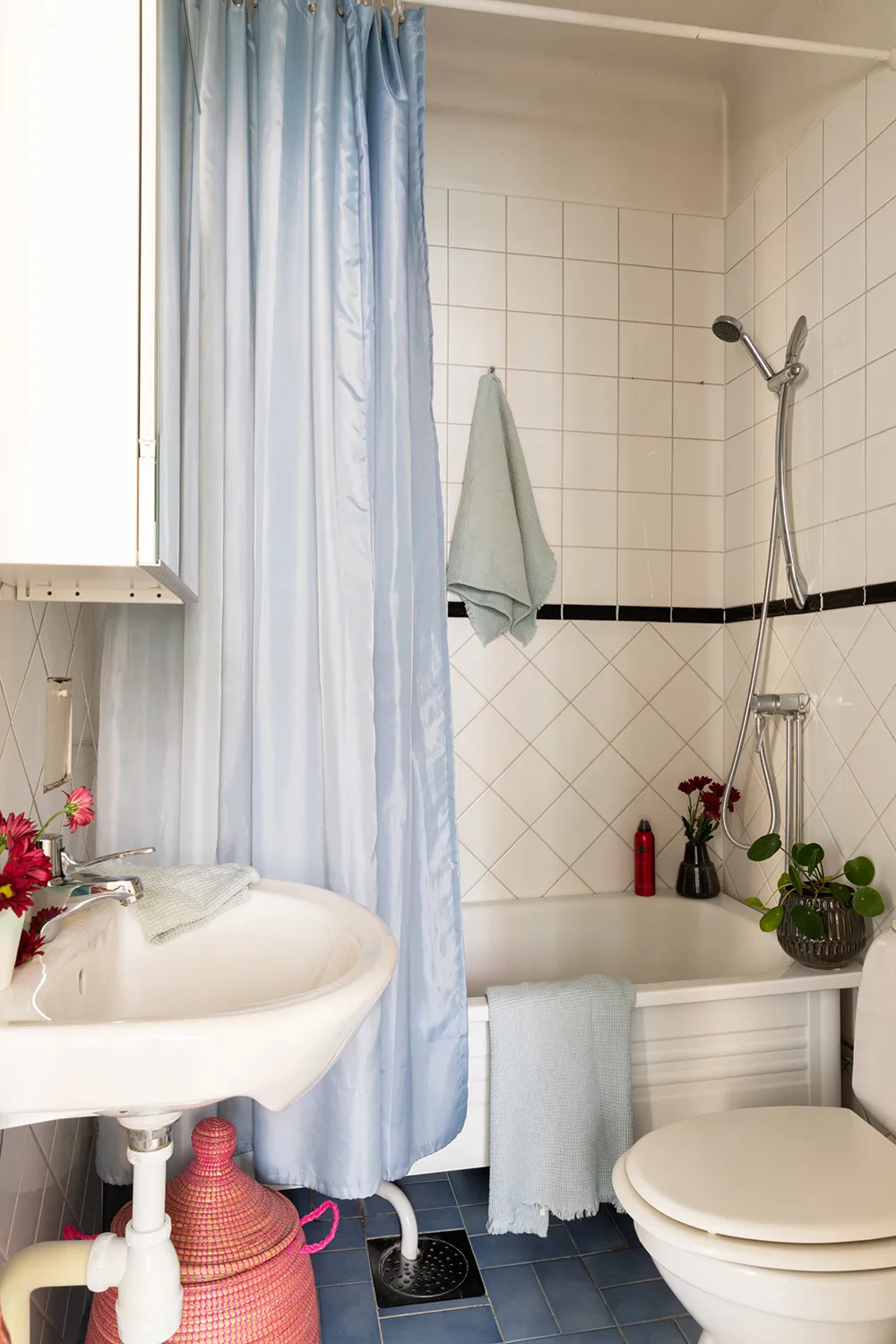 Bright Budget Student Apartment in Sweden (28 sqm) - Gallery image 17