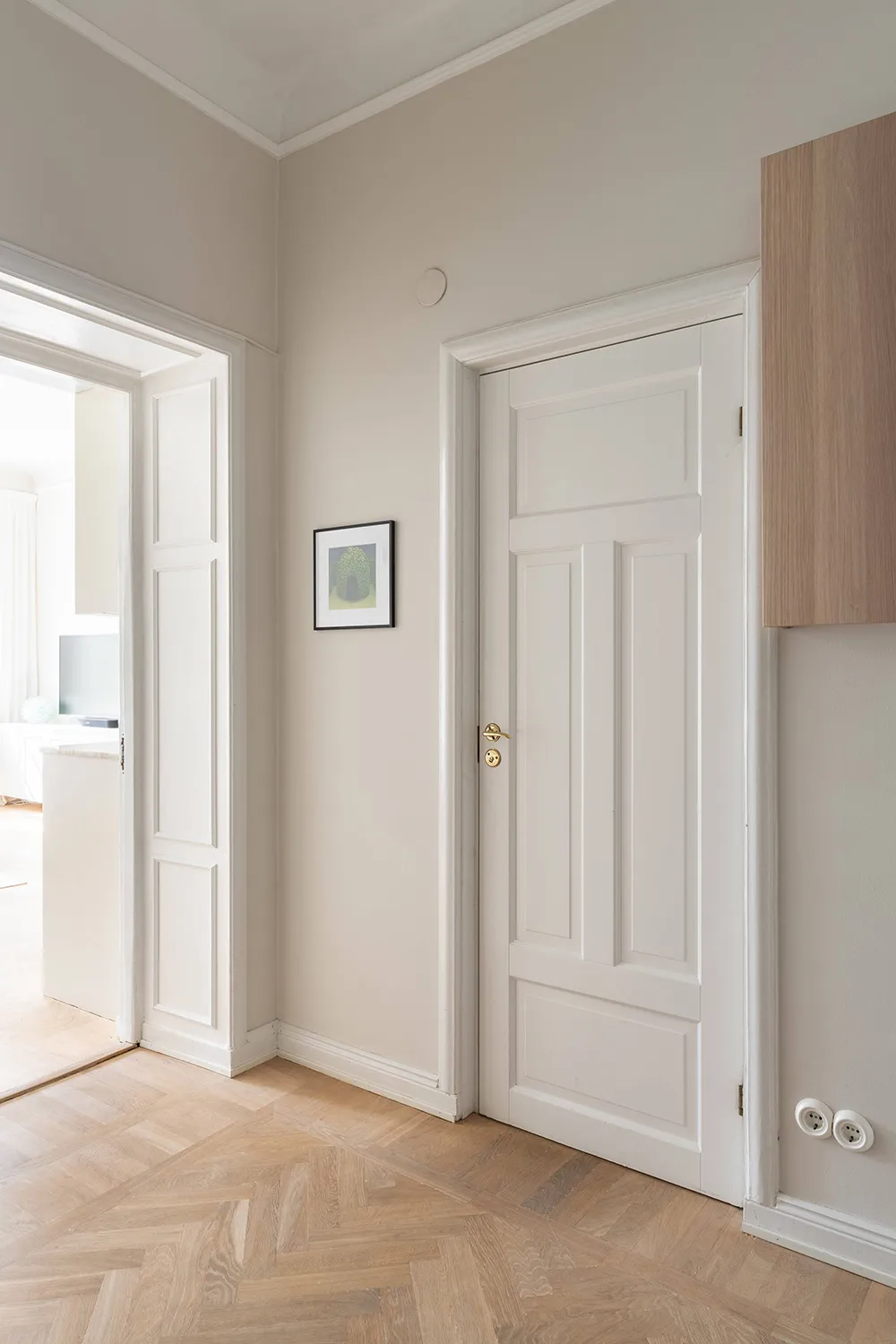 Bright and Elegant Scandinavian Interior in Stockholm (55 sqm) - Gallery image 17