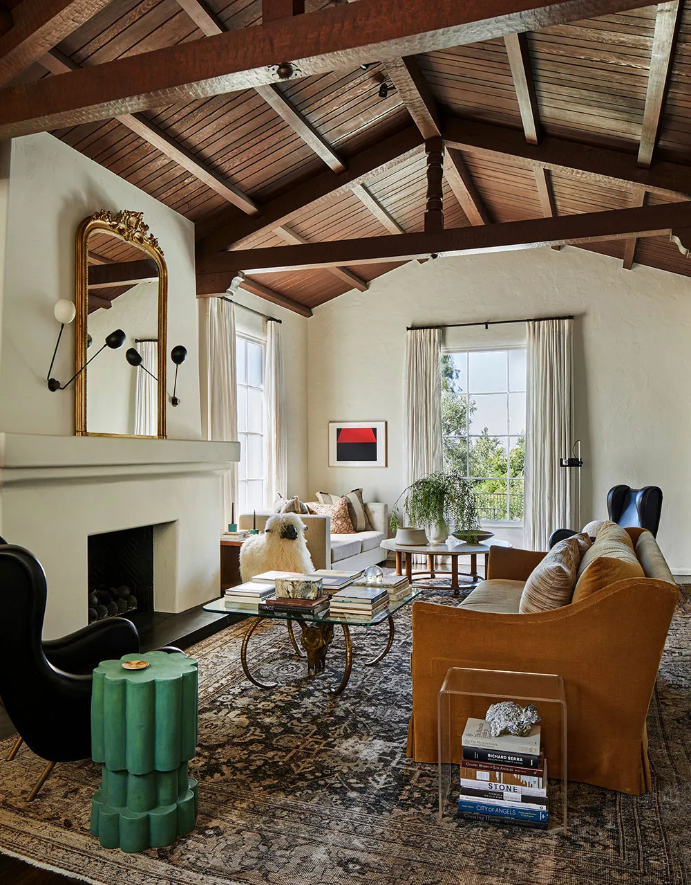 Piękna hiszpańska willa amerykańskiego projektanta w Kalifornii - Gallery image 3