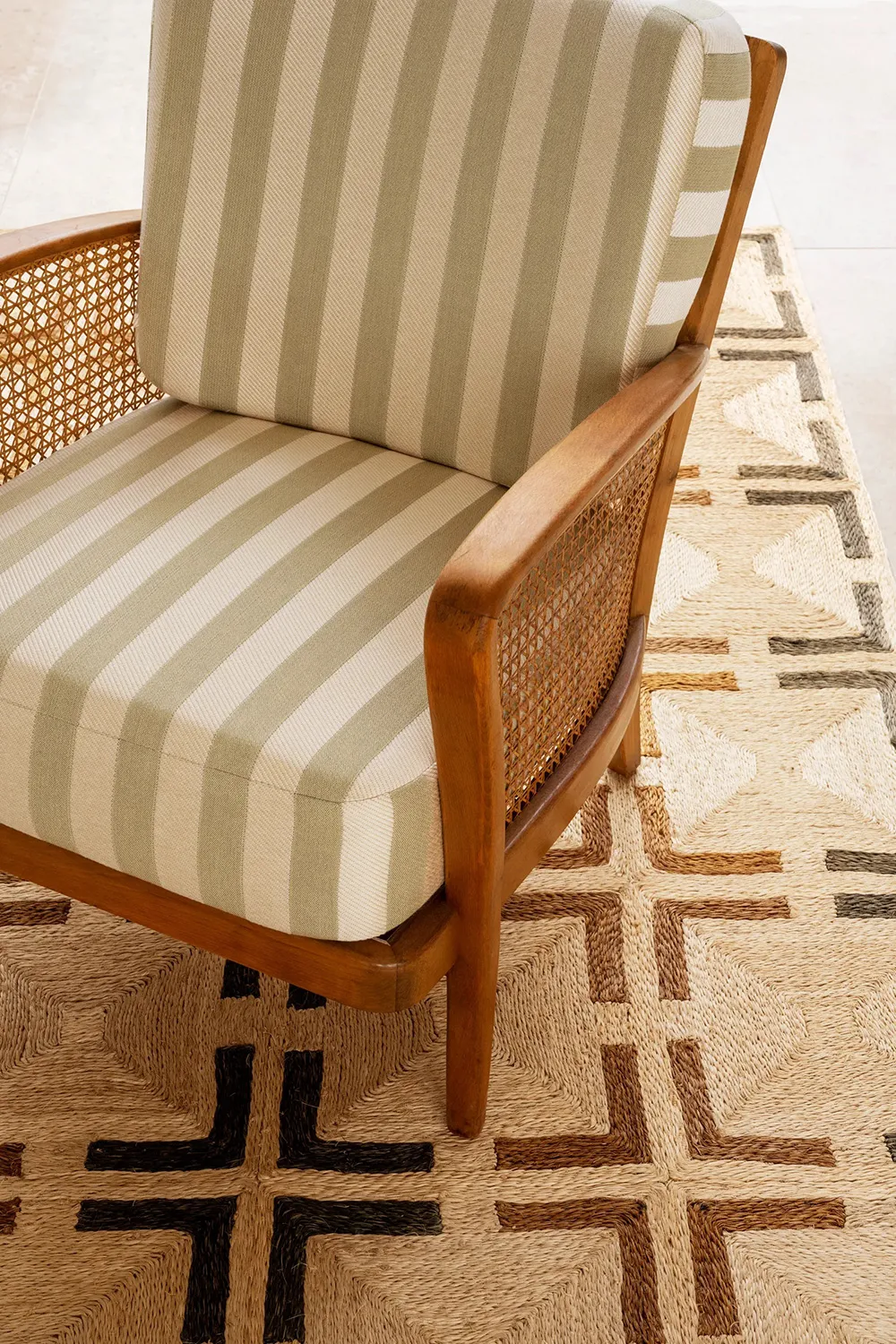 फ्रेंच रिवीरा पर स्थित एक सुंदर ग्रीष्मकालीन विला, जो बाग के साथ सामंजस्य में है। - Gallery image 5