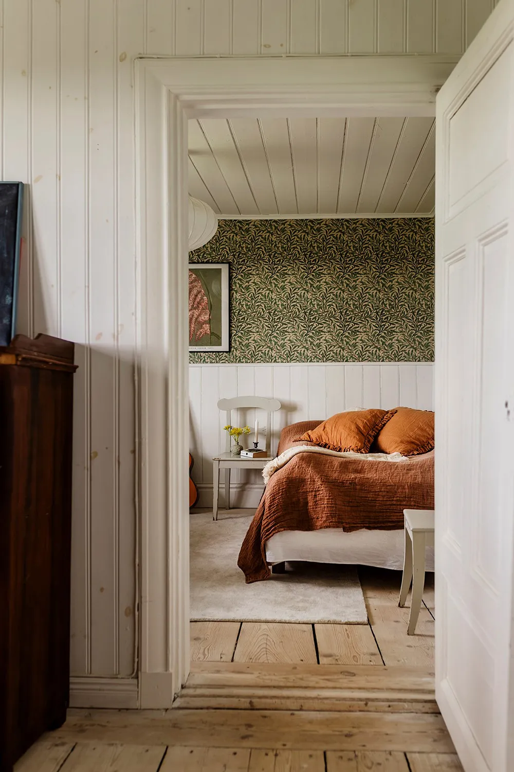 Светлая шведская дача в старой сельской школе недалеко от Стокгольма - Gallery image 27