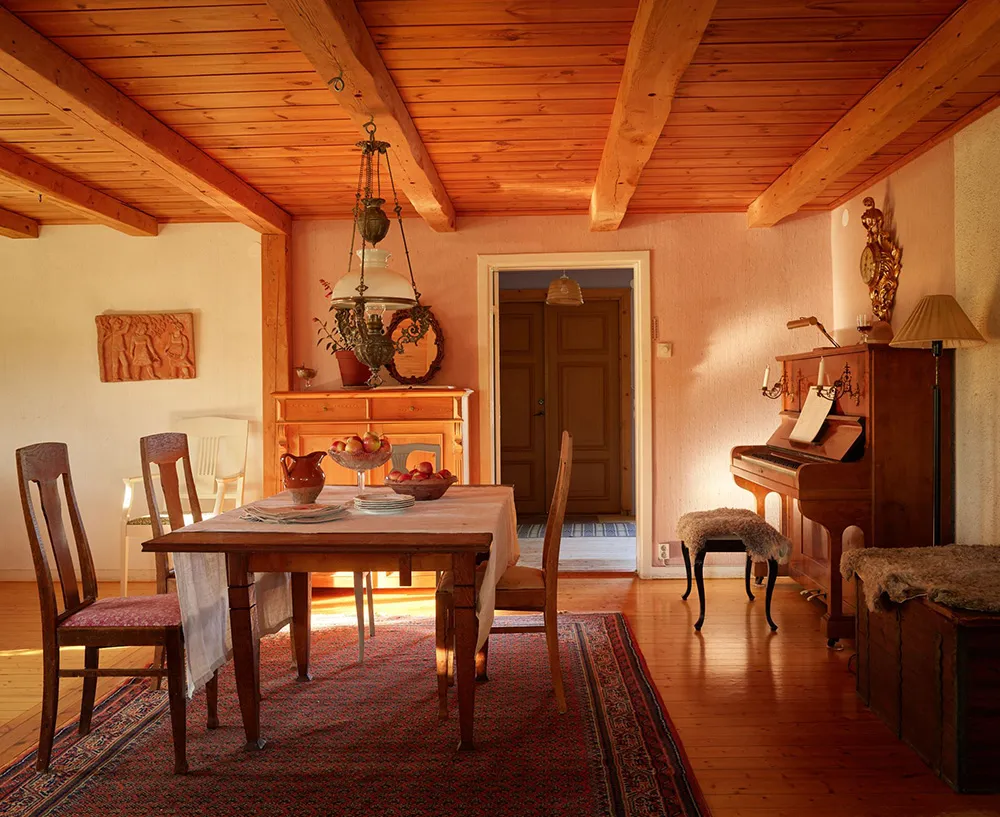 Kiedy wiek koloruje: bardzo stary kotedż w Szwecji - Gallery image 4