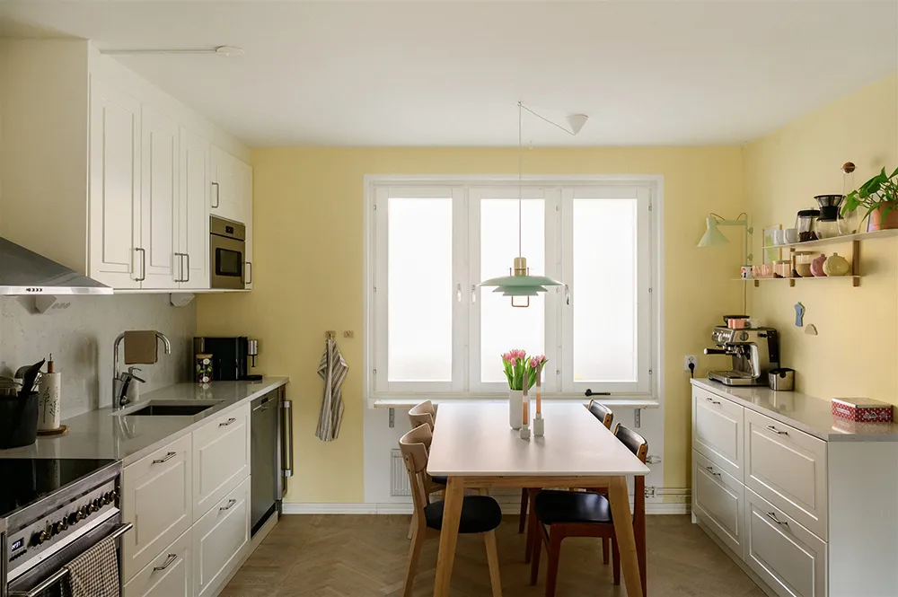 Pastelowa kwatera w Szwecji z nietypowym układem pomieszczeń - Gallery image 9