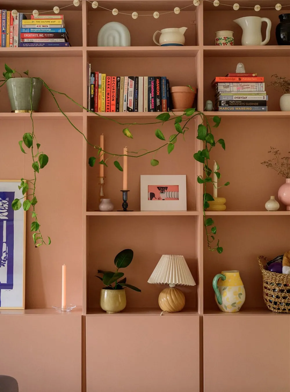 Pastelowa kwatera w Szwecji z nietypowym układem pomieszczeń - Gallery image 3