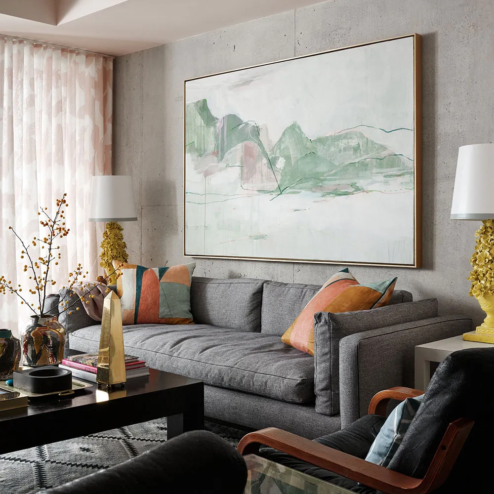 Клетчатая кухня и женственные нотки: индустриальный интерьер актрисы в Торонто - Gallery image 2