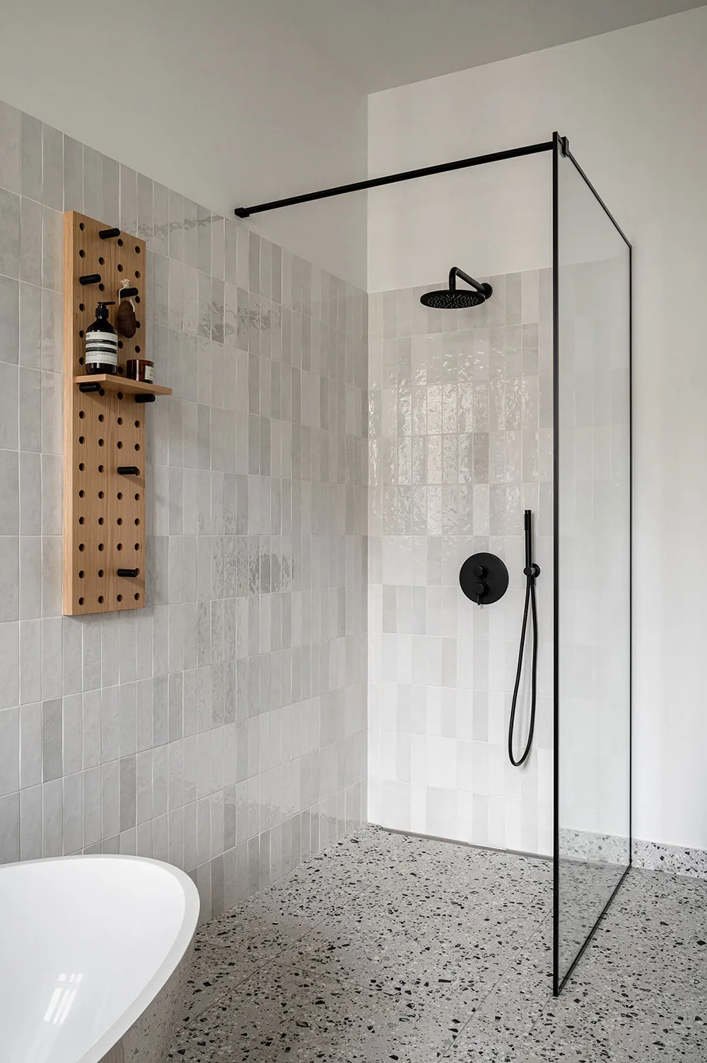 Industrielle Motive im Design einer gemütlichen modernen Wohnung in Kiew - Gallery image 20