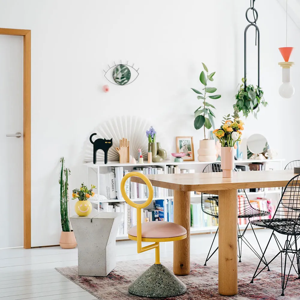 Weiße Schatzkiste mit Schätzen - Gallery image 6